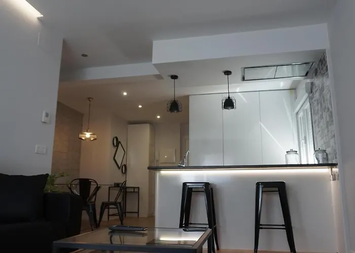 Piso Reformado A 5 Min De La Catedral Vut 09-691 Burgo